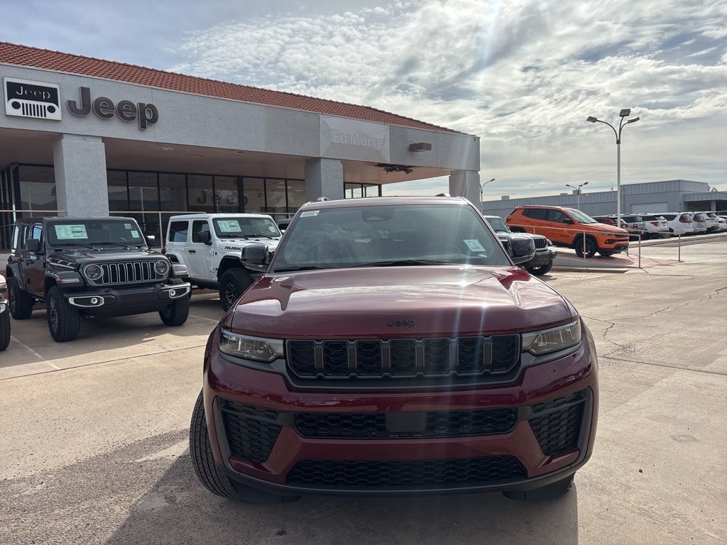 New 2026 Jeep Grand Cherokee LAREDO ALTITUDE 4X4 Sport Utility