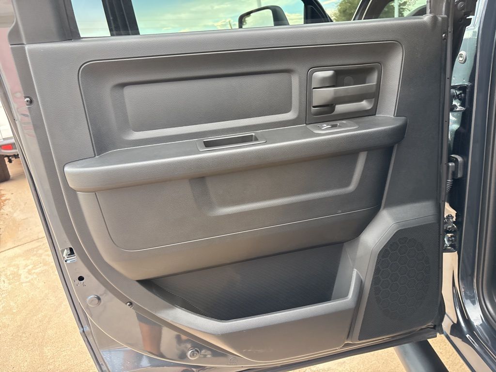 2026 RAM 2500 Tradesman - Photo 17