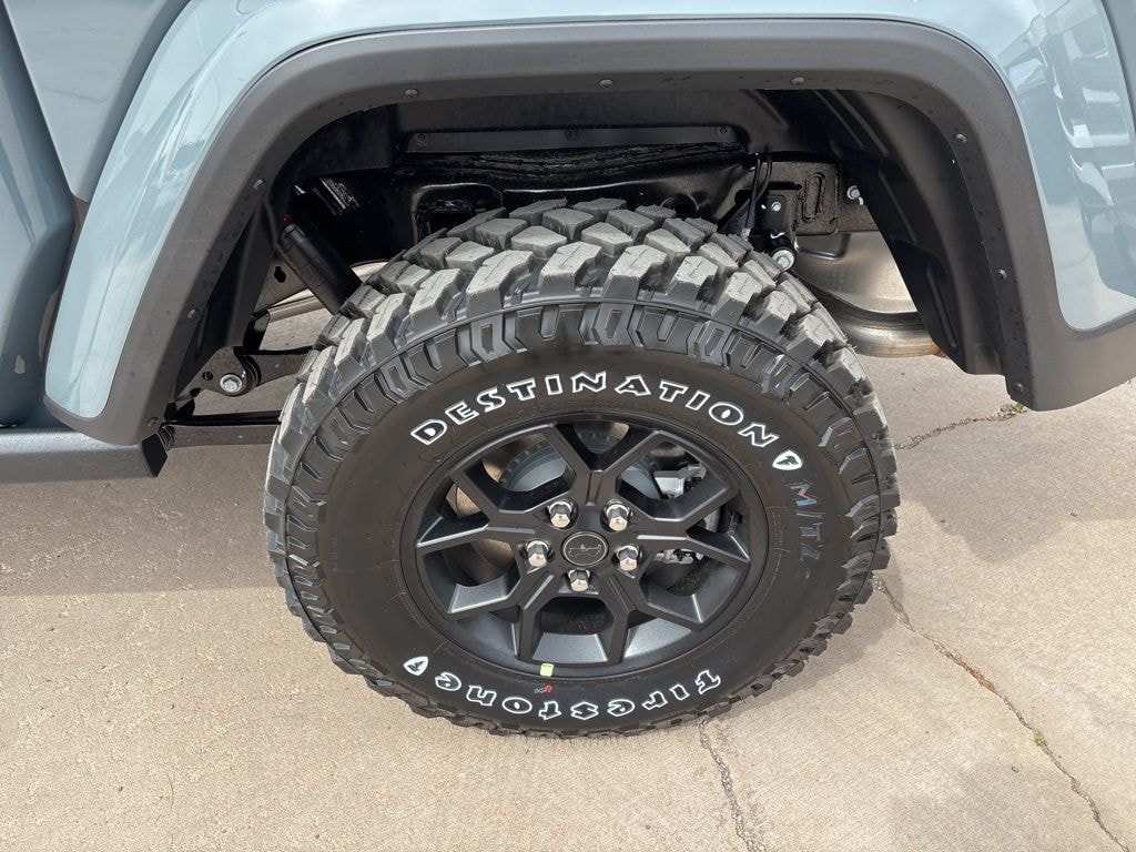 New 2026 Jeep Gladiator WILLYS 4X4 Pickup