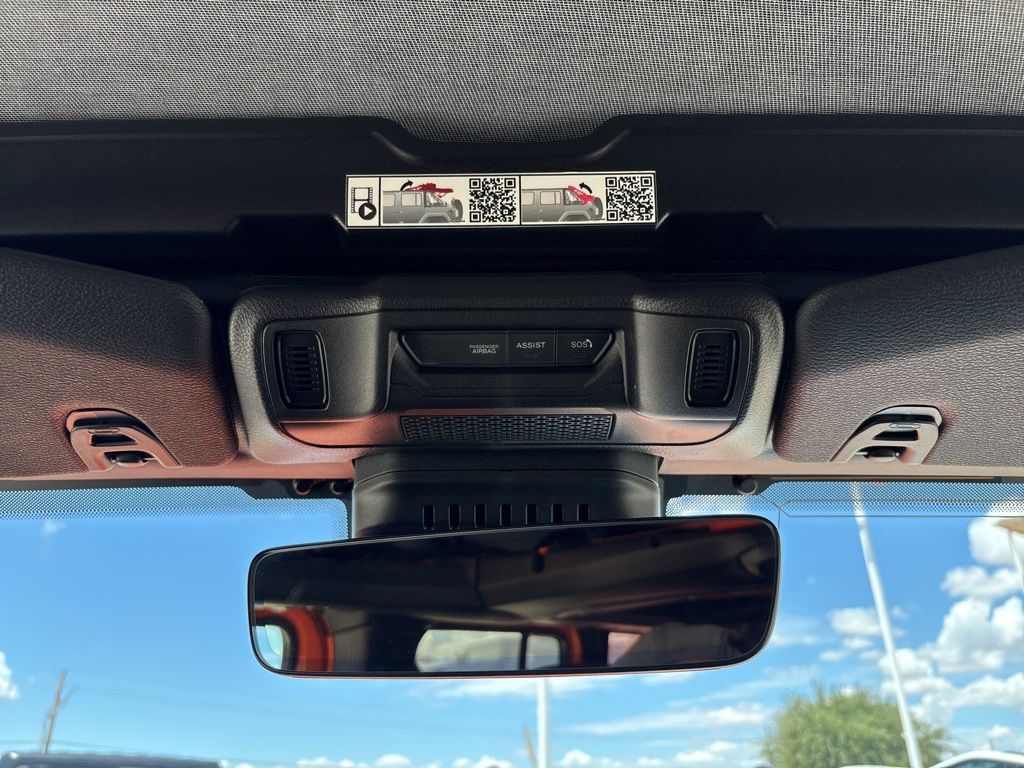2025 Jeep Wrangler 4-Door Sahara - Photo 38