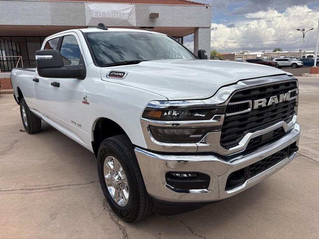 New 2025 Ram 2500 BIG HORN CREW CAB 4X4 8' BOX Pickup