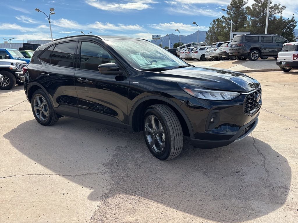 Certified 2025 Ford Escape ST-Line Select SUV