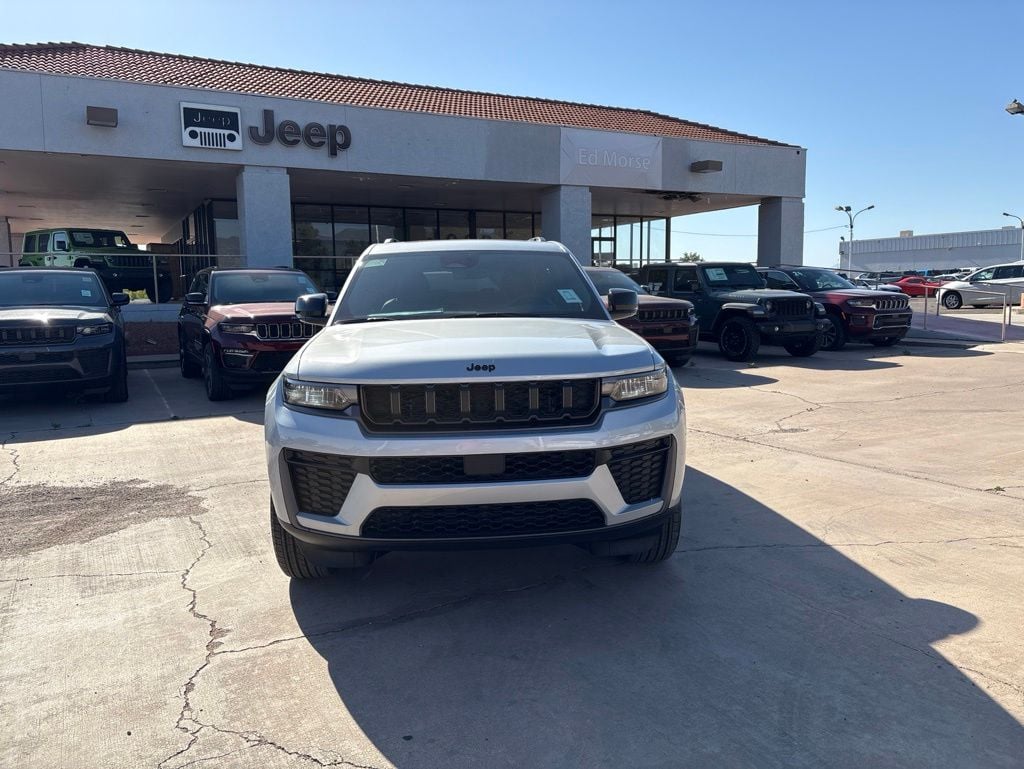 New 2026 Jeep Grand Cherokee L LAREDO ALTITUDE 4X4 Sport Utility