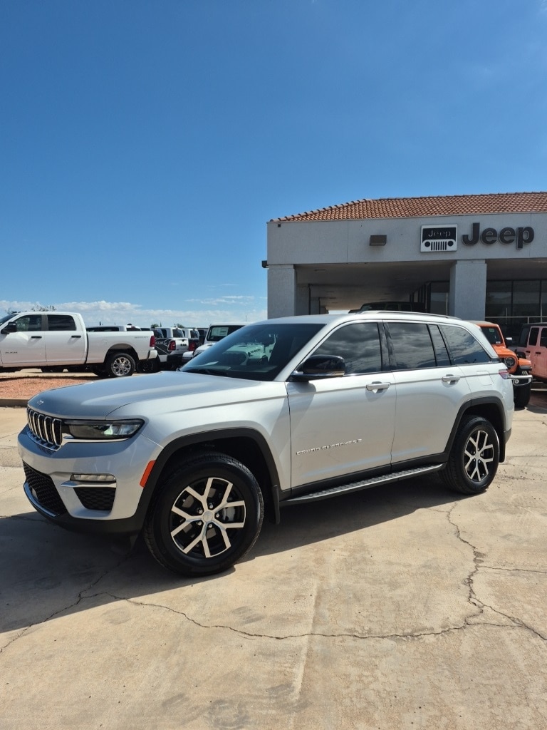 2024 Jeep Grand Cherokee Limited's photo