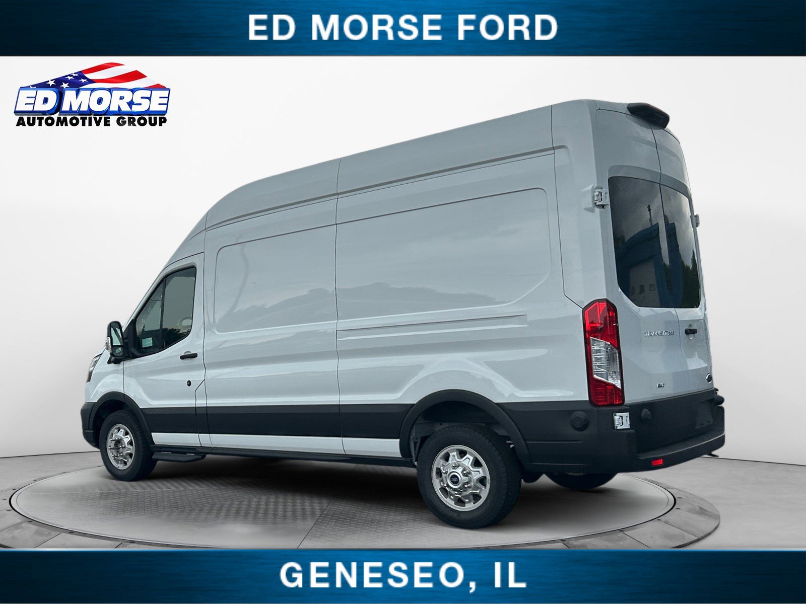 2024 Ford Transit photo 2