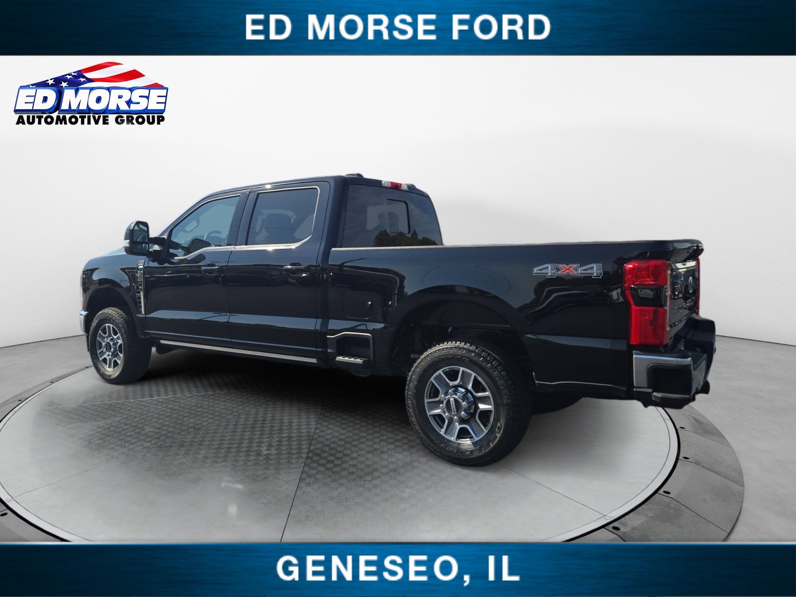 2026 Ford F-350 Lariat photo 3