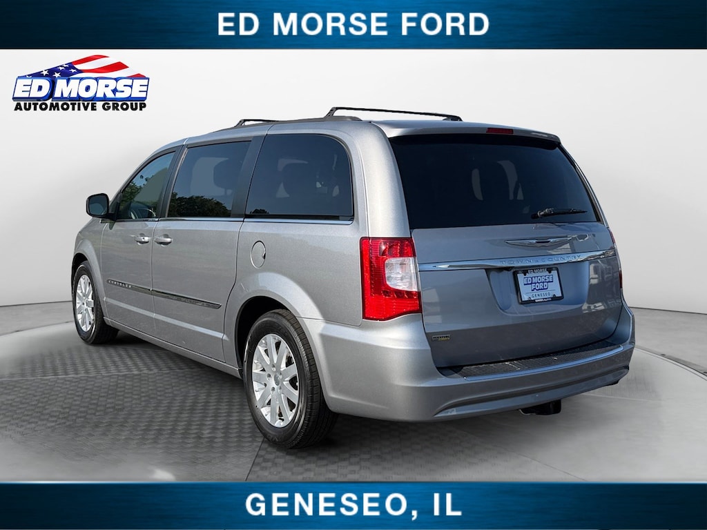 Used 2016 Chrysler Town & Country Touring Wagon