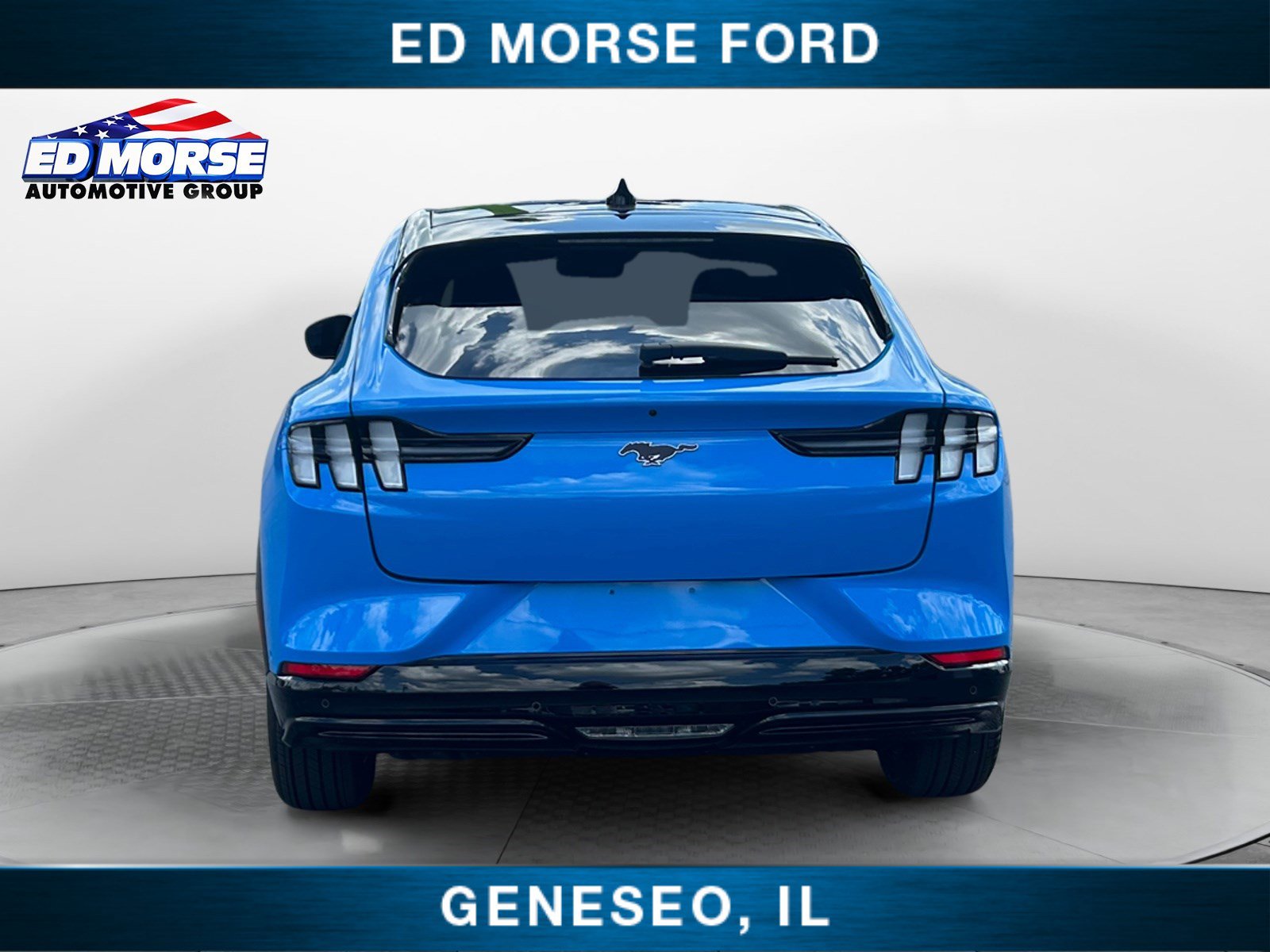 2024 Ford Mustang Mach-E Premium photo 4