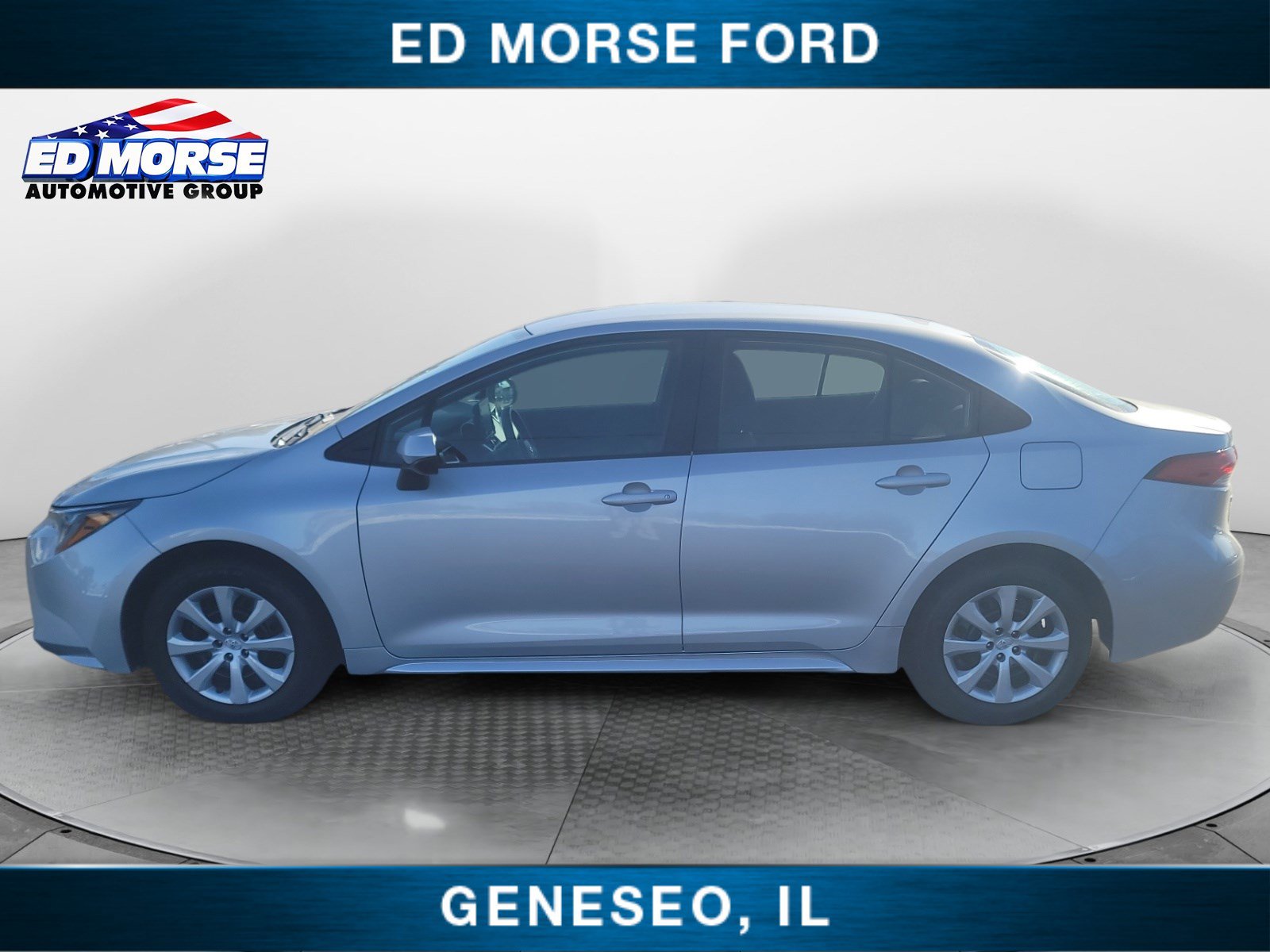 Used 2022 Toyota Corolla LE with VIN 5YFEPMAE4NP369573 for sale in Geneseo, IL