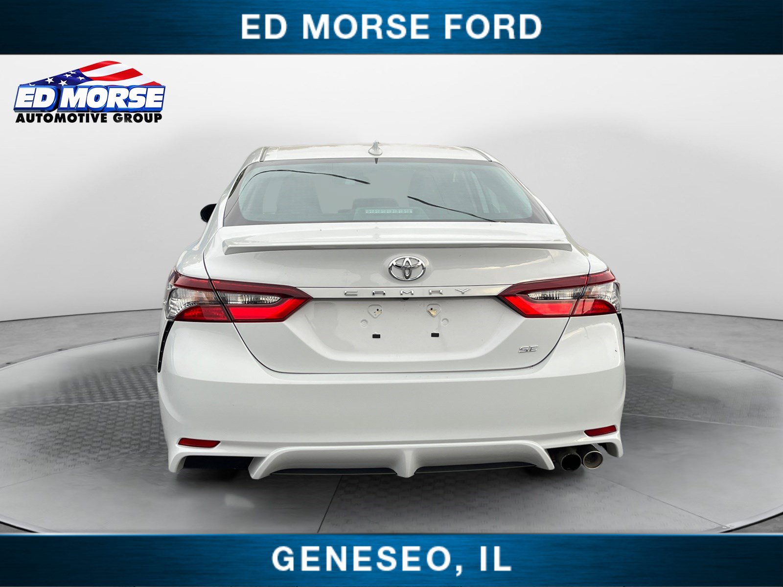 2023 Toyota Camry SE photo 4