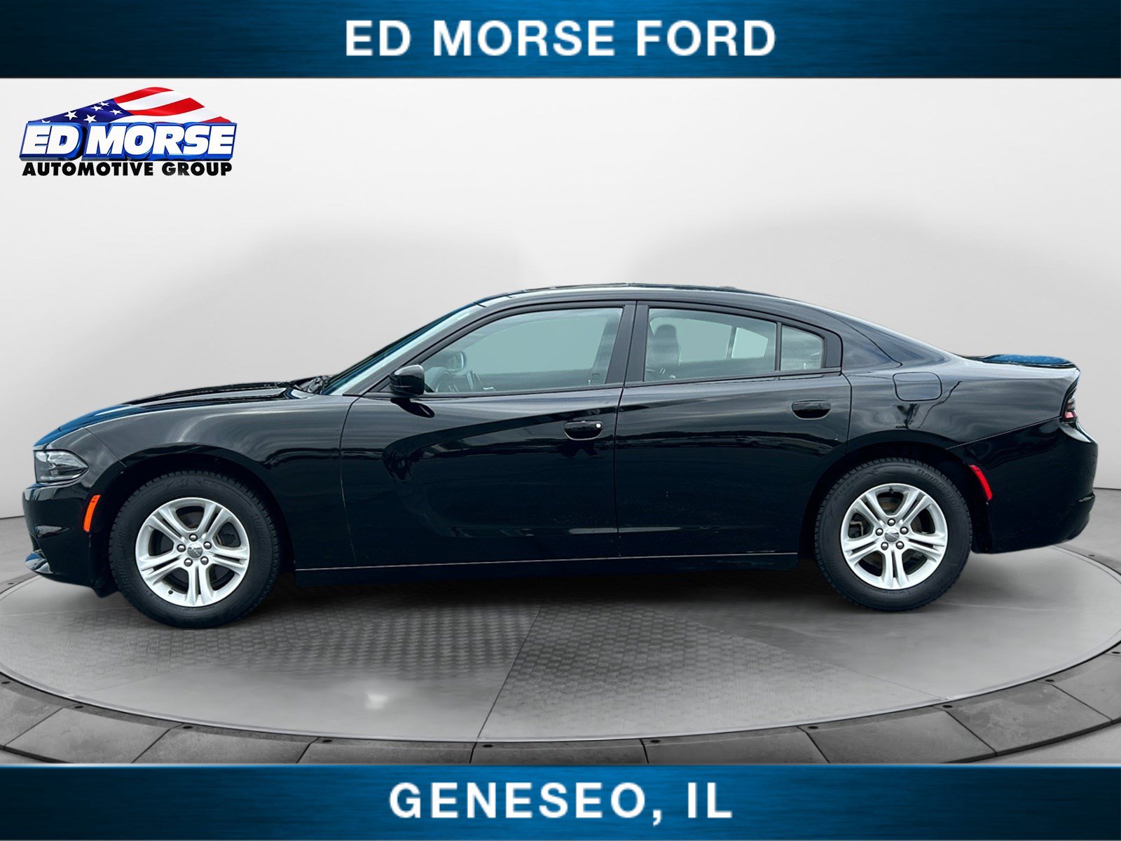 Used 2021 Dodge Charger SXT with VIN 2C3CDXBG2MH515172 for sale in Geneseo, IL