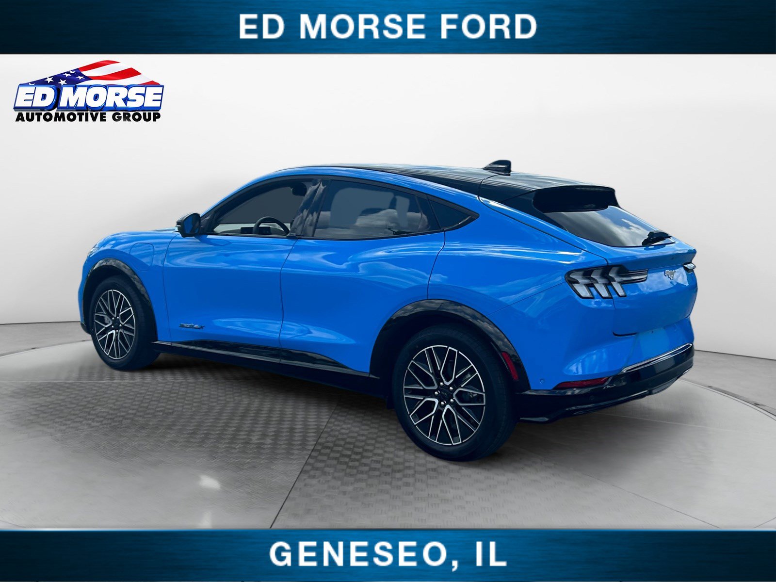 2024 Ford Mustang Mach-E Premium photo 3