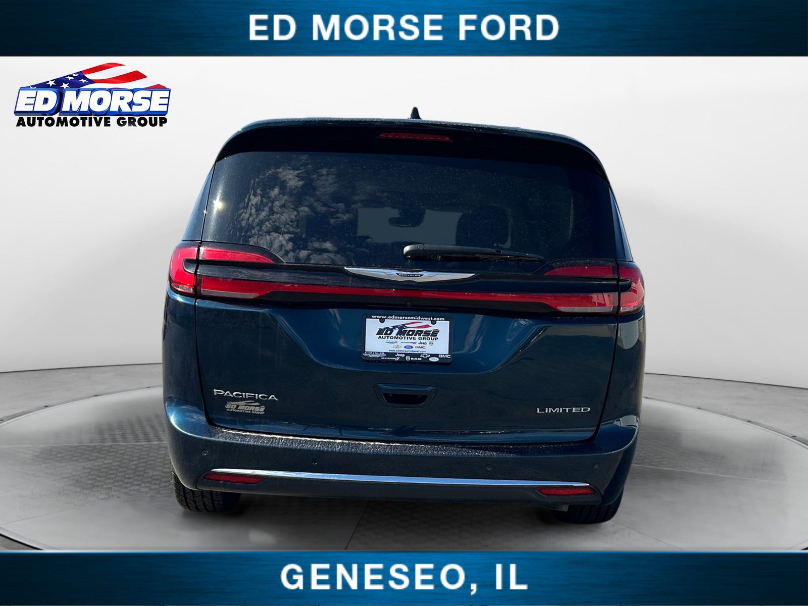 2023 Chrysler Pacifica Limited photo 4