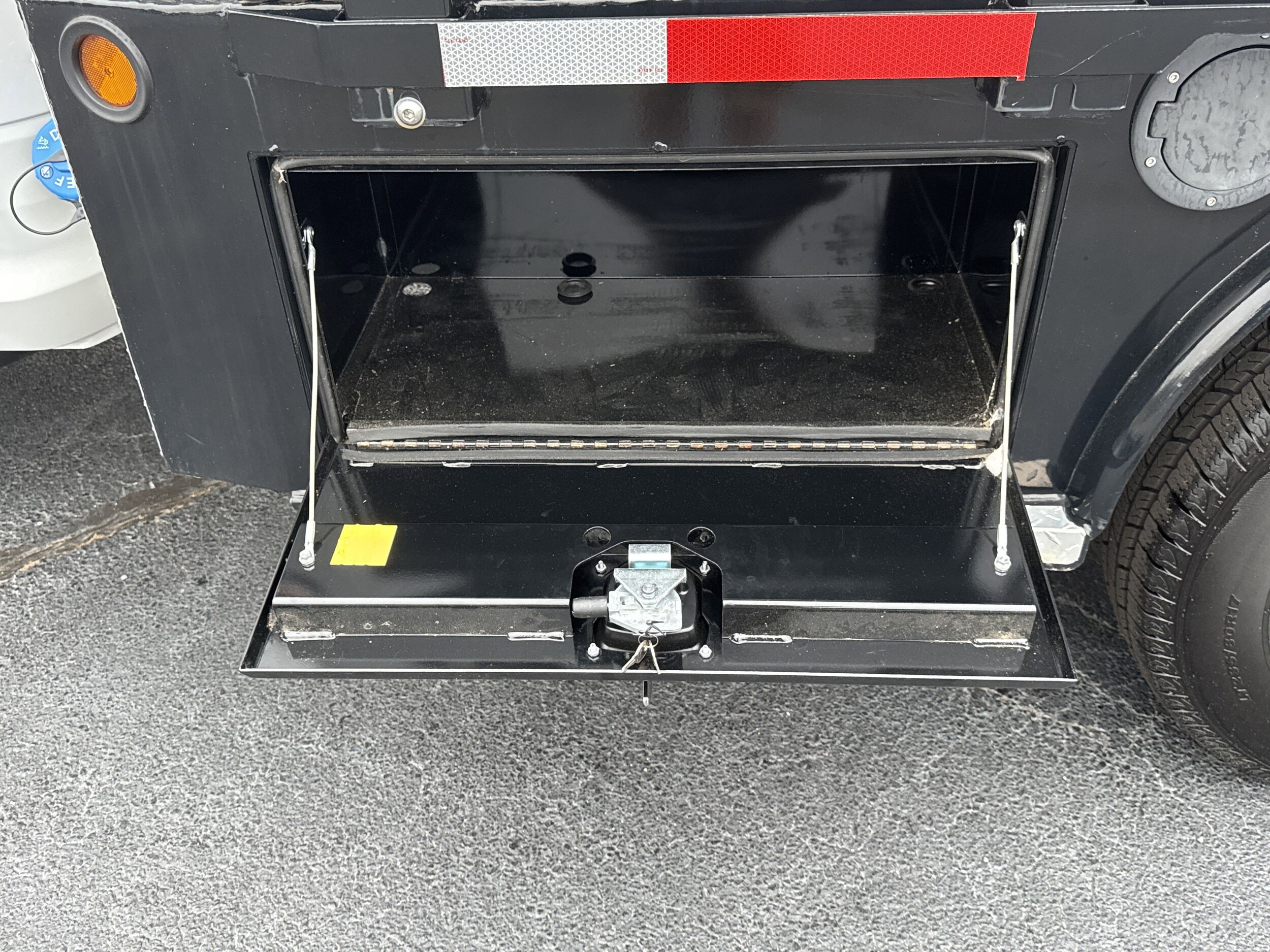 2025 RAM 3500 Chassis Tradesman - Photo 12