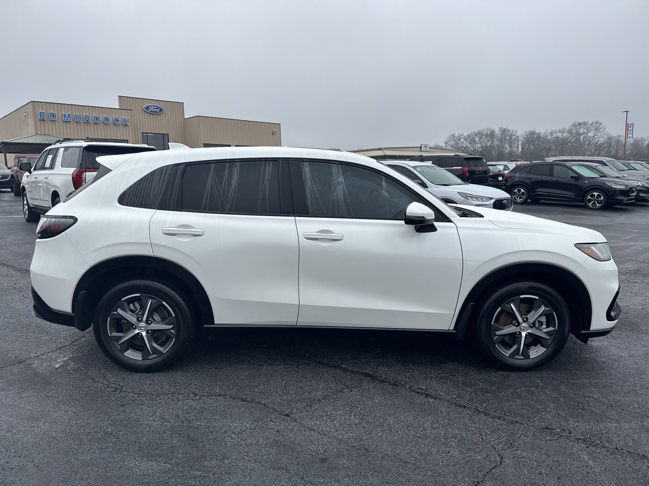 2023 Honda HR-V EX-L's photo