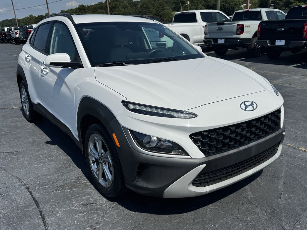 Used 2023 Hyundai Kona SEL SEL Auto AWD