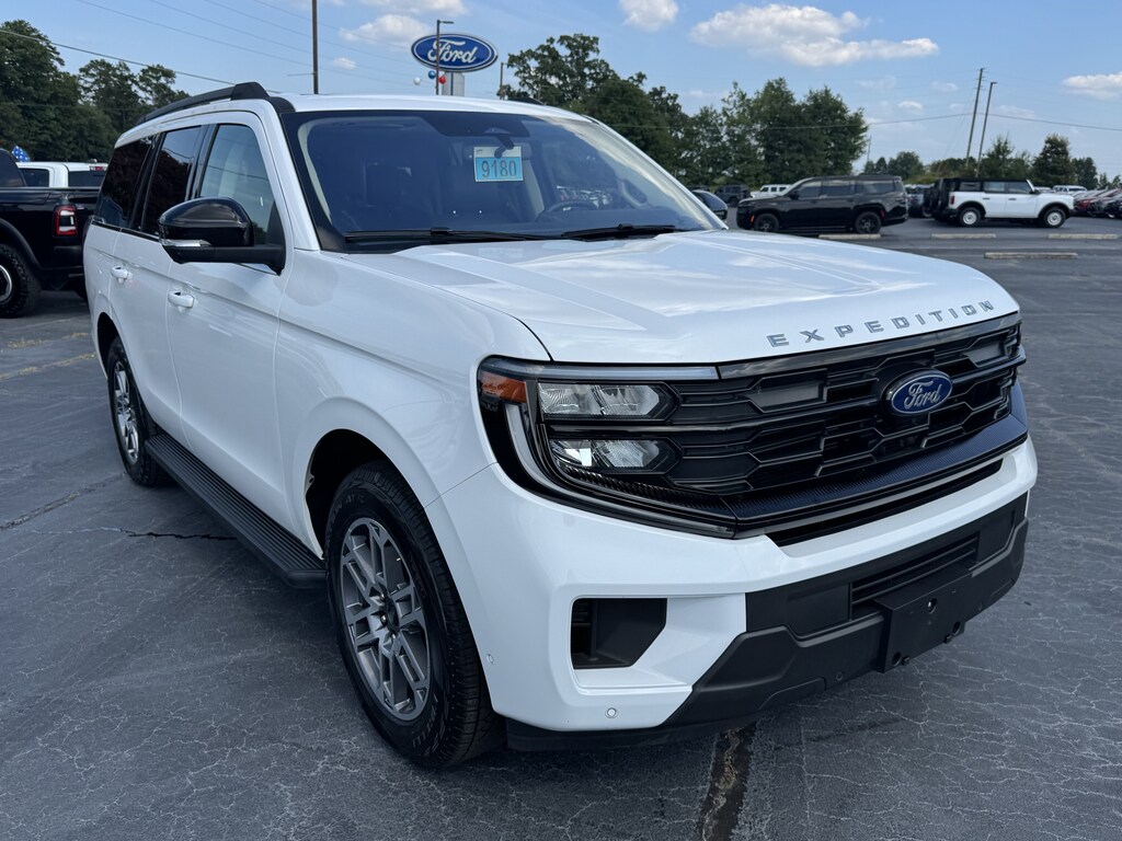 Used 2025 Ford Expedition Active Active 4x4