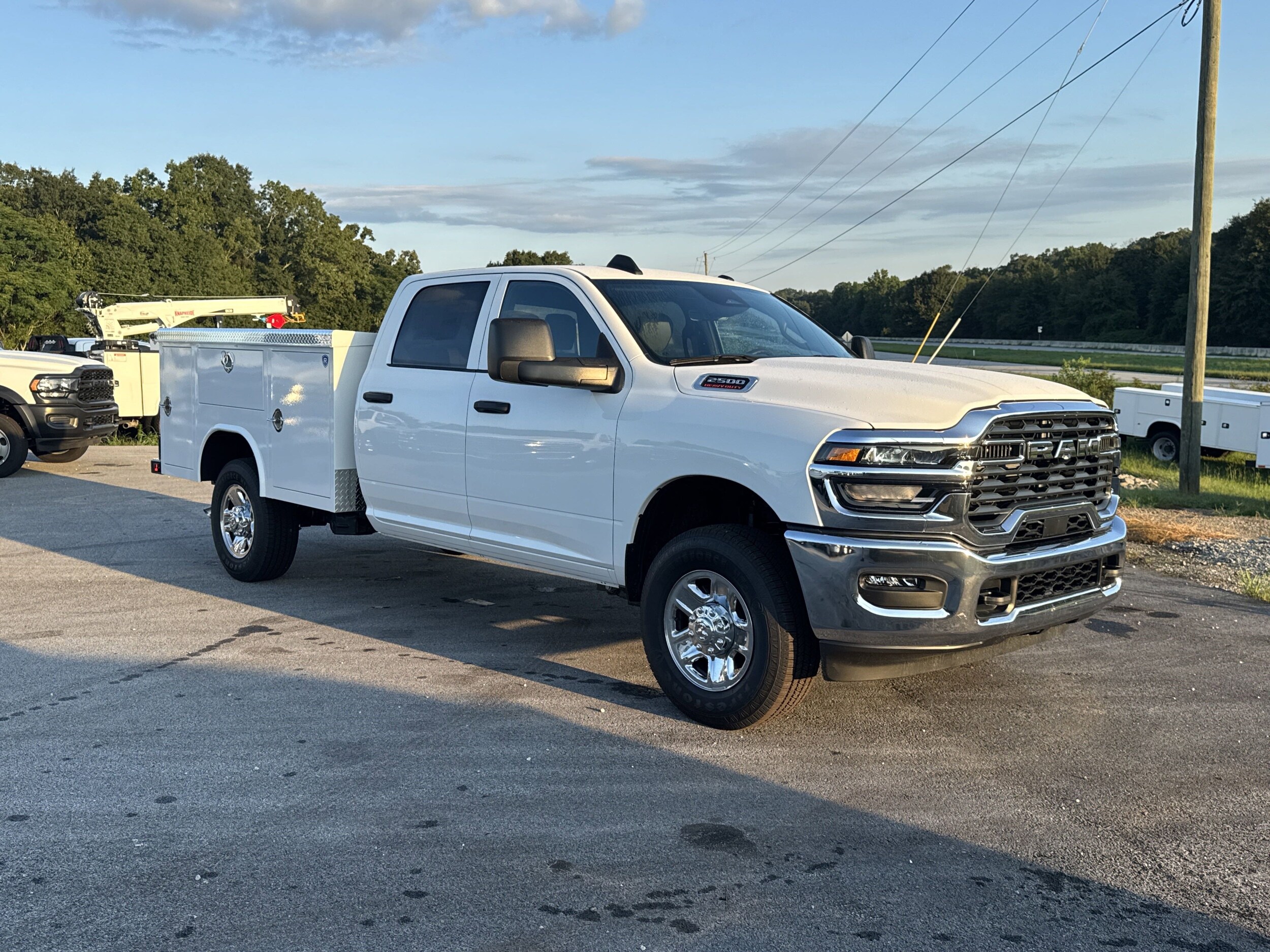 2025 Ram 2500 Tradesman photo 2
