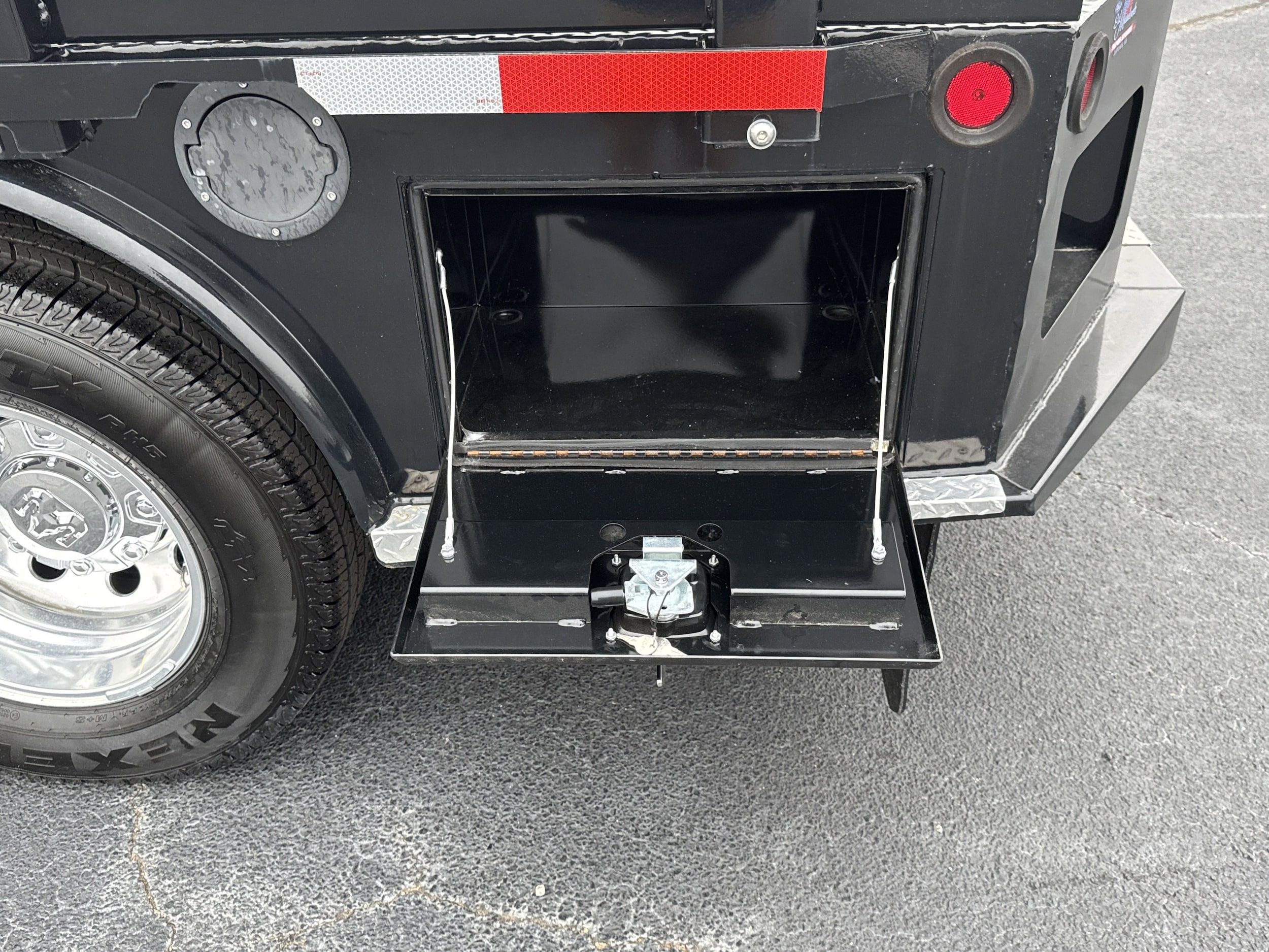 2025 RAM 3500 Chassis Tradesman - Photo 13