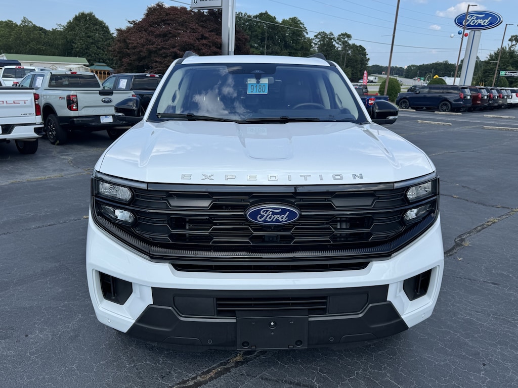 Used 2025 Ford Expedition Active Active 4x4