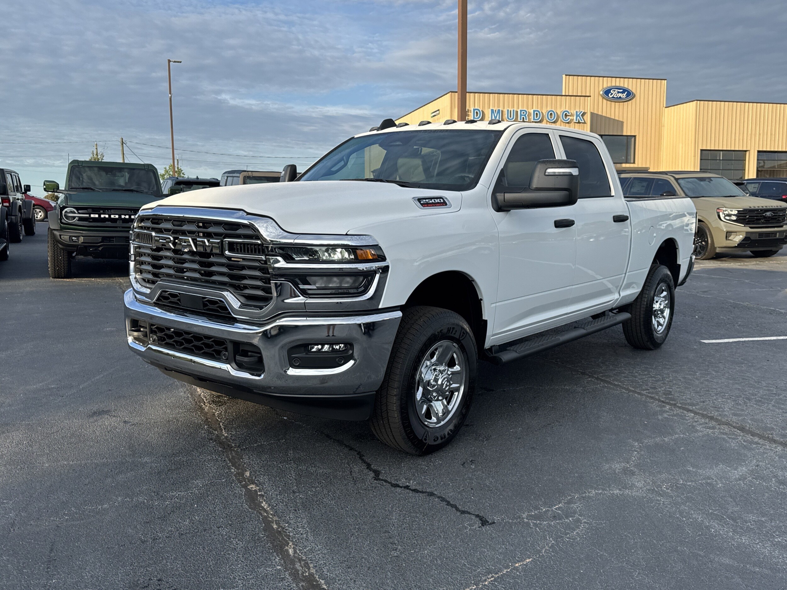 2026 Ram 2500 Tradesman photo 2