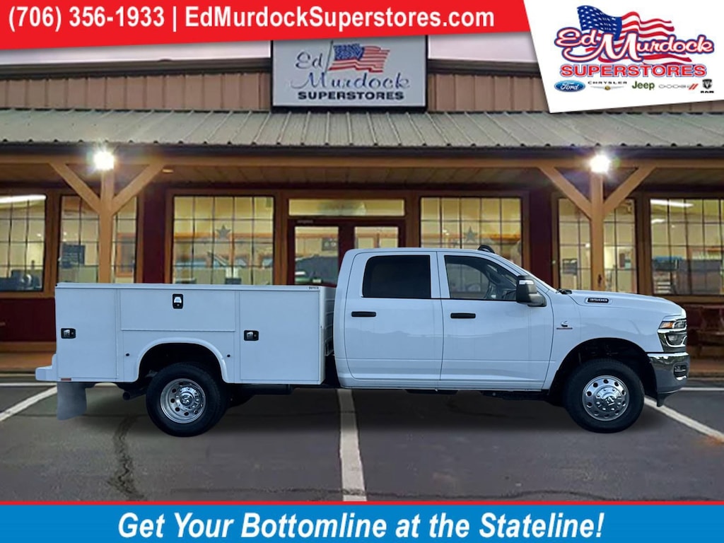 New 2025 Ram 3500 Chassis Cab 3500 TRADESMAN CREW CAB CHASSIS 4X4 60' CA Pickup