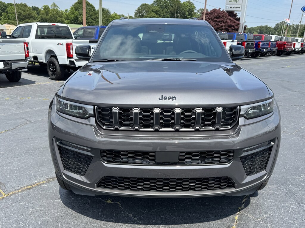 New 2026 Jeep Grand Cherokee L LIMITED 4X4 Sport Utility