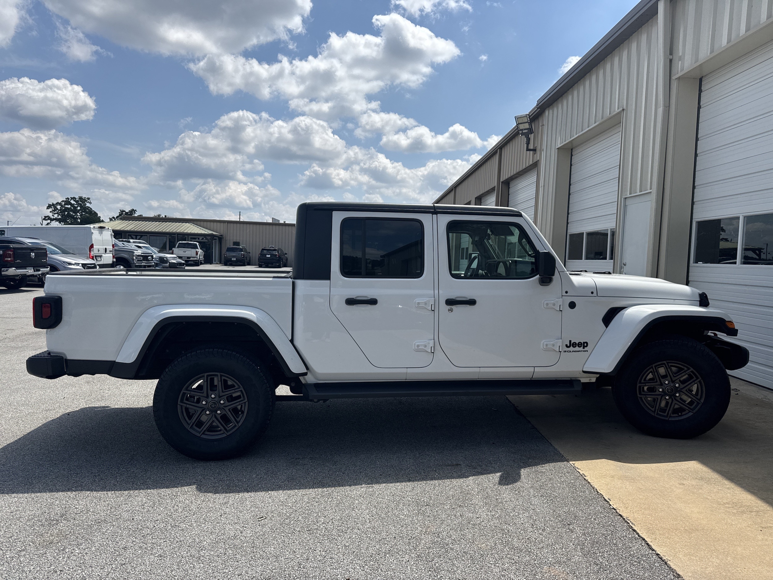 2024 Jeep Gladiator Sport S 4x4 