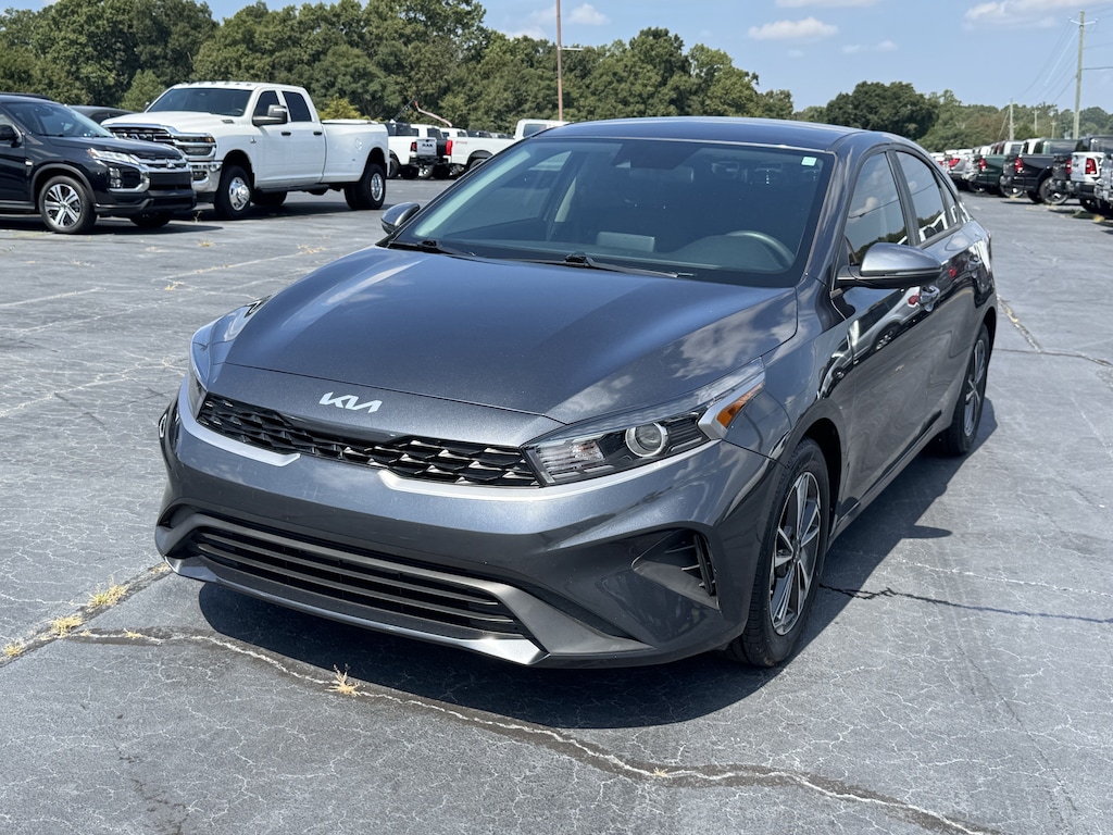 Used 2024 Kia Forte LXS LXS IVT
