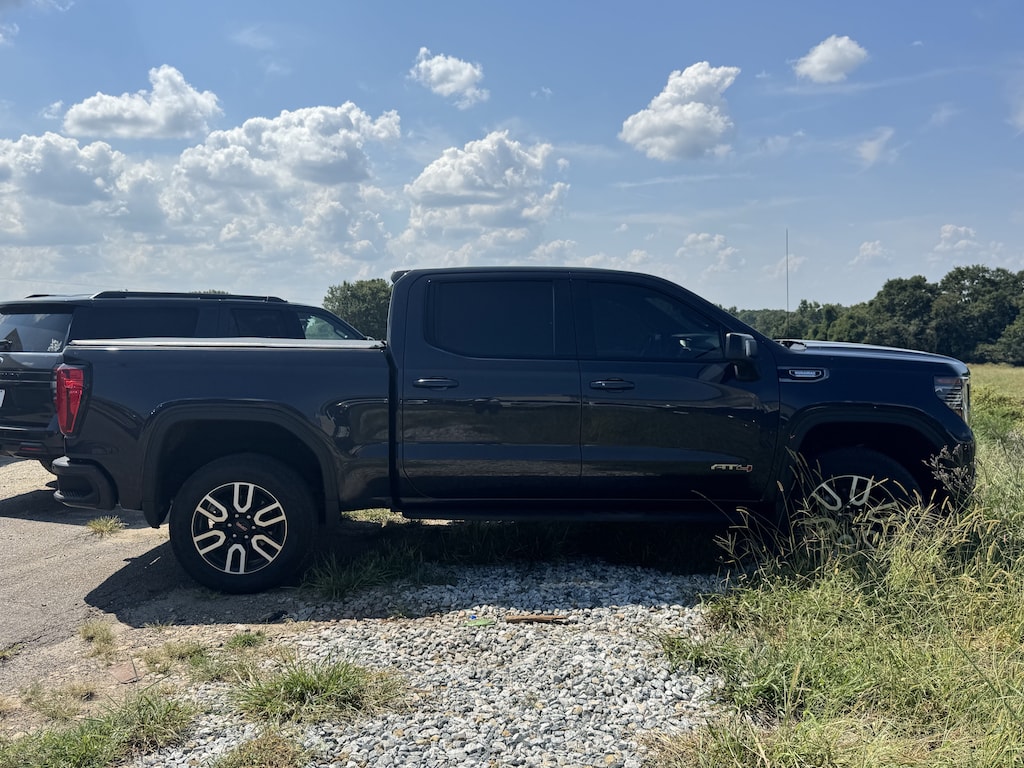 Used 2023 GMC Sierra 1500 AT4 4WD Crew Cab 147 AT4