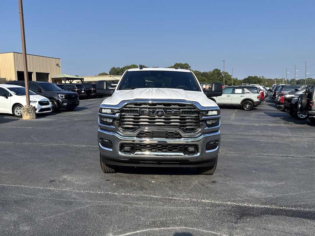 New 2026 Ram 2500 TRADESMAN CREW CAB 4X4 8' BOX Pickup