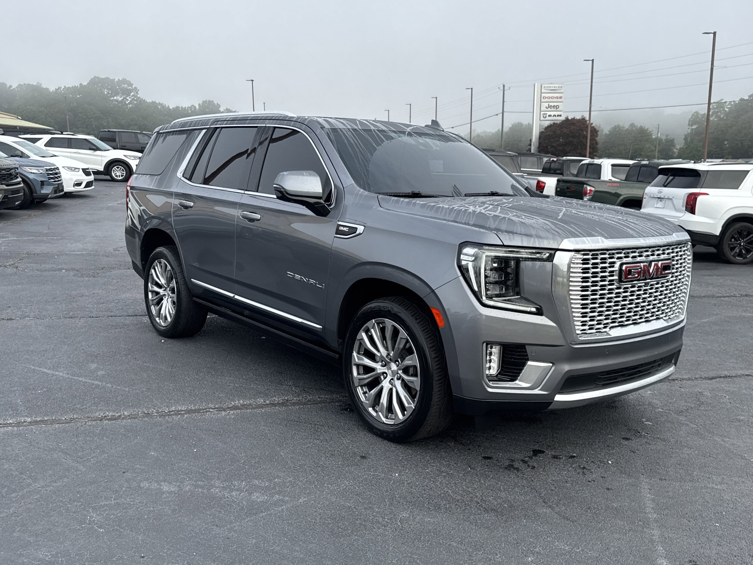 2021 Gmc Yukon Denali photo 4