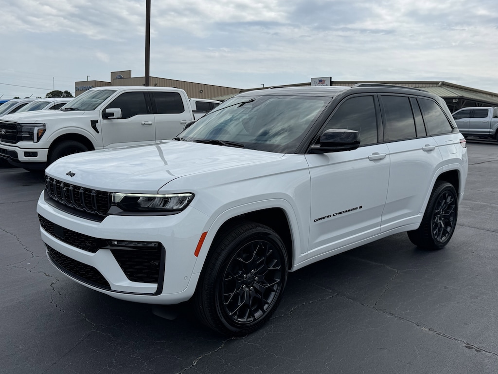 New 2026 Jeep Grand Cherokee SUMMIT 4X4 Sport Utility