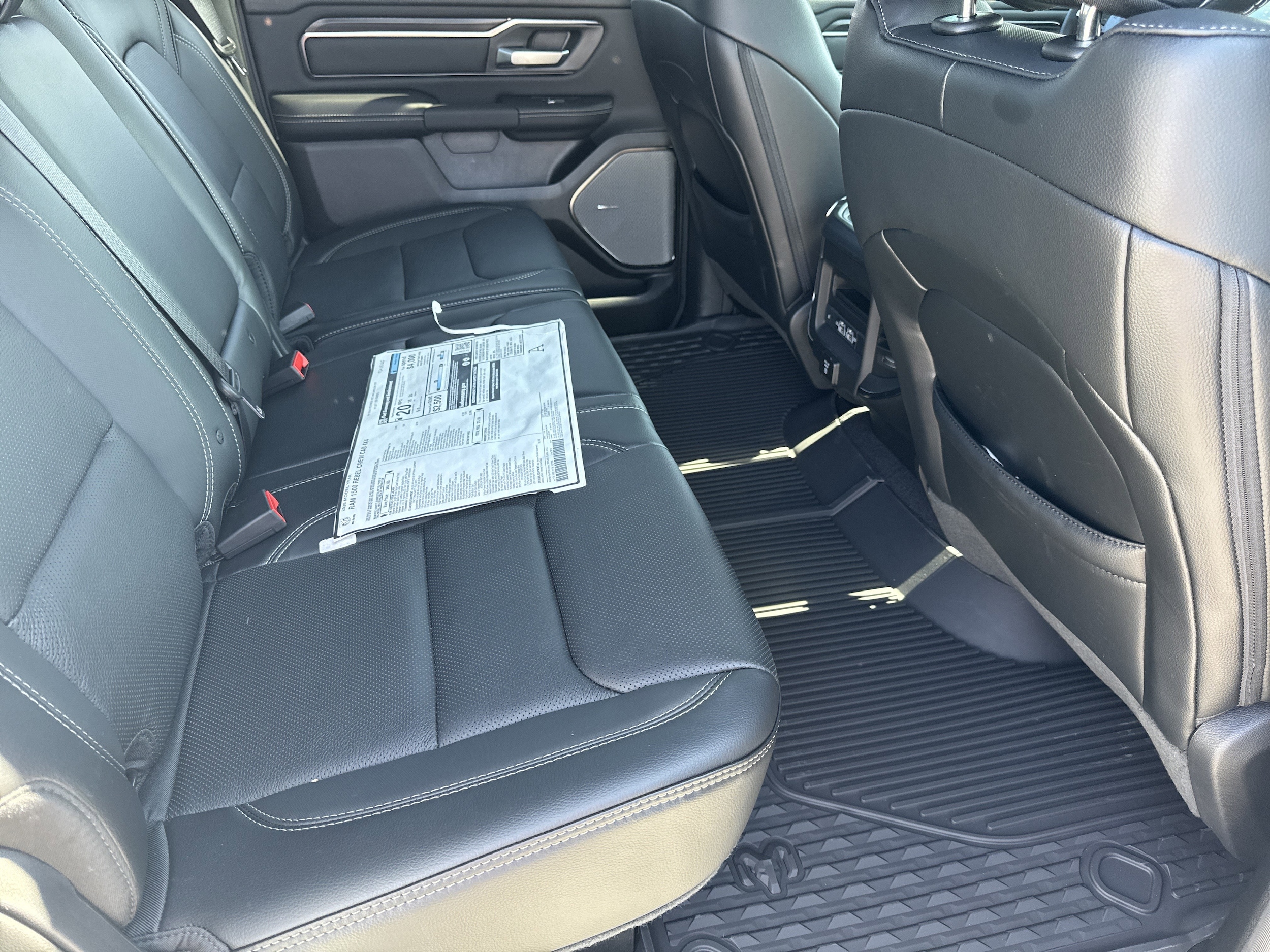 2026 RAM 1500 Rebel - Photo 15