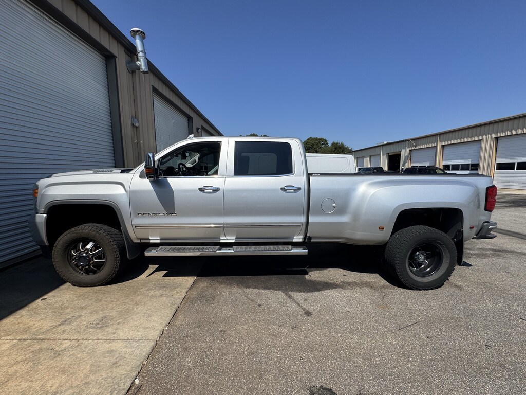 Used 2017 GMC Sierra 3500HD Denali 4WD Crew Cab 167.7 Denali