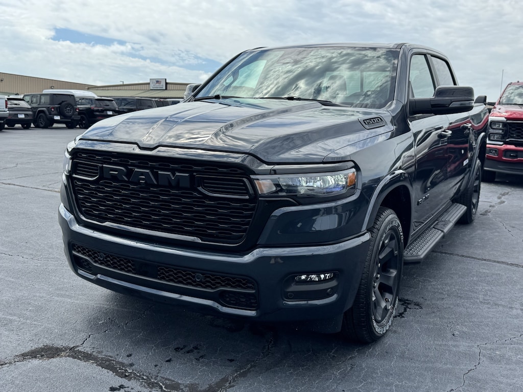 New 2026 Ram 1500 BIG HORN CREW CAB 4X4 5'7 BOX Pickup