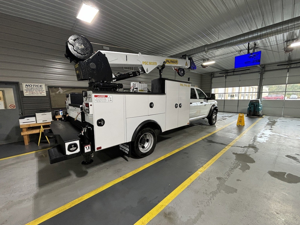 New 2024 Ram 5500 Chassis Cab 5500 TRADESMAN CHASSIS CREW CAB 4X4 84' CA Pickup