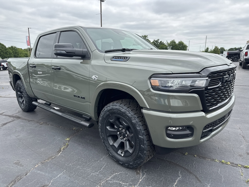 New 2026 Ram 1500 BIG HORN CREW CAB 4X4 5'7 BOX Pickup
