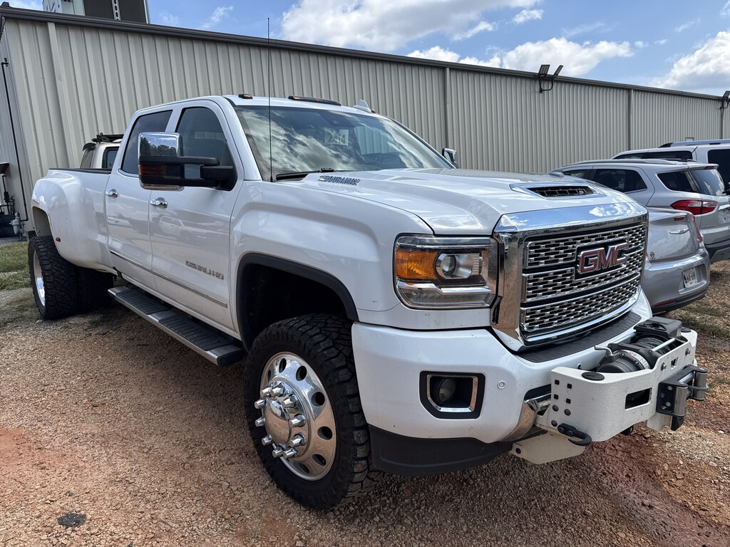 Used 2019 GMC Sierra 3500HD Denali 4WD Crew Cab 167.7 Denali