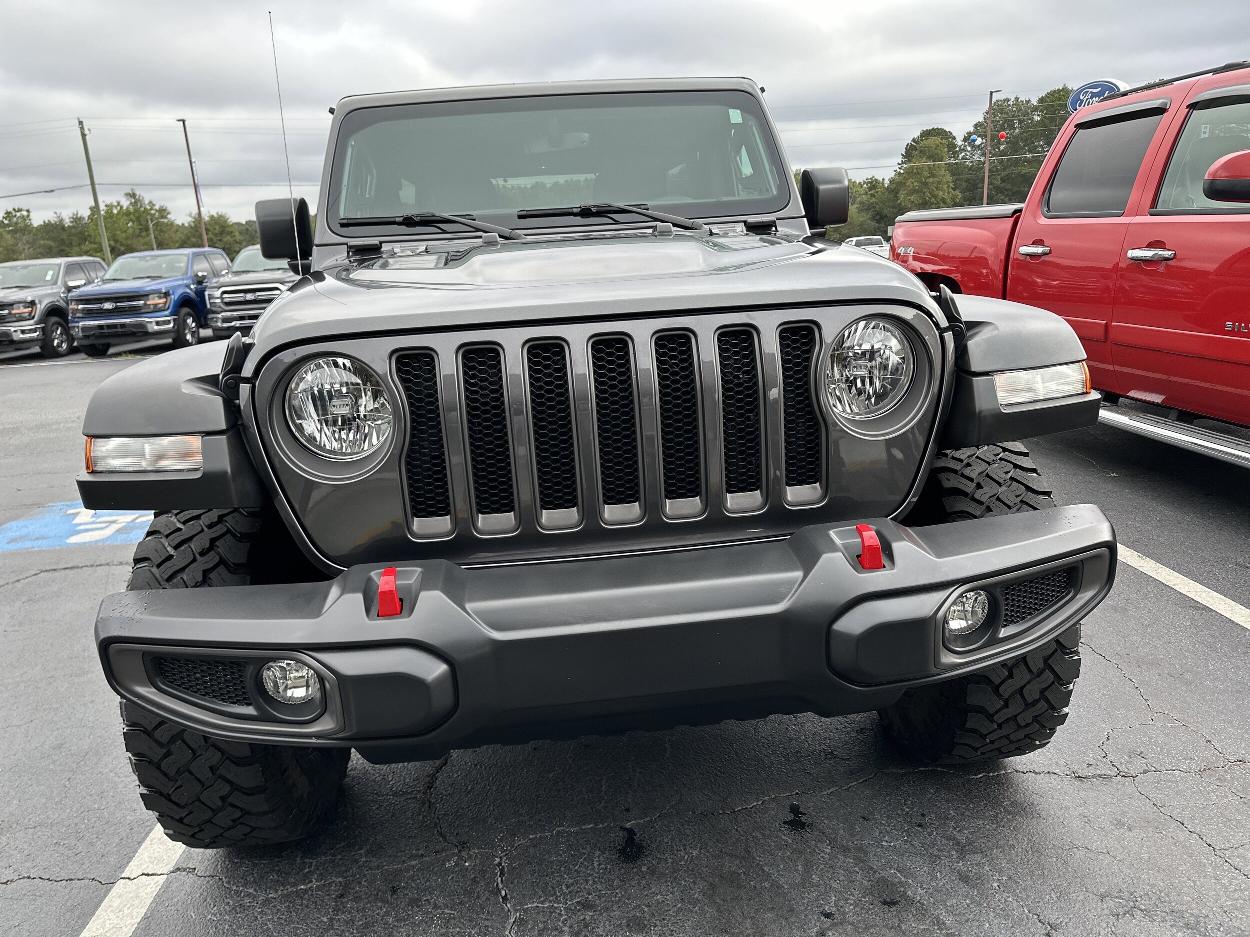 2023 Jeep Wrangler Rubicon photo 2