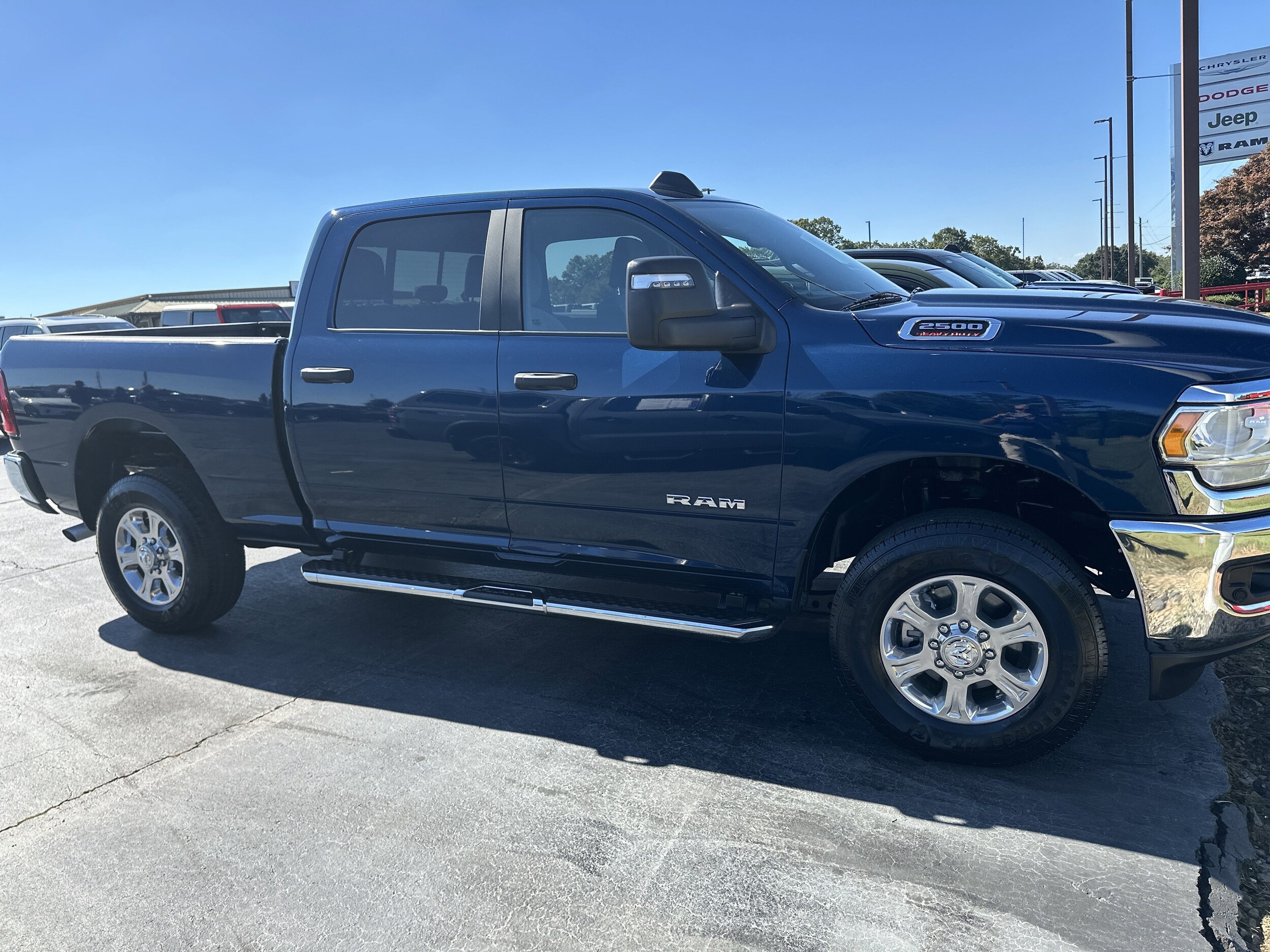 2024 Ram 2500 Big Horn photo 2