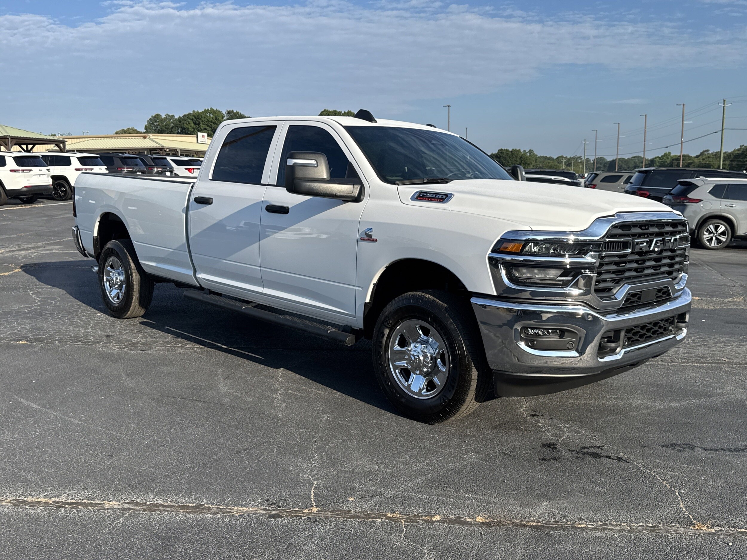 2025 Ram 2500 Tradesman photo 4