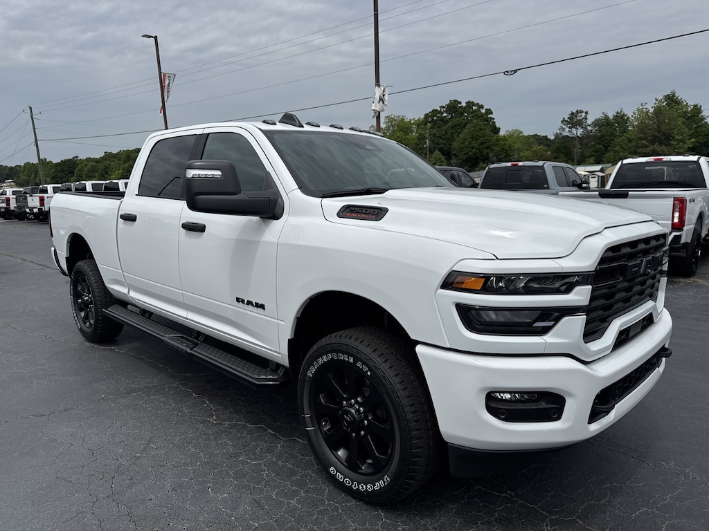 New 2026 Ram 2500 BIG HORN CREW CAB 4X4 6'4 BOX Pickup