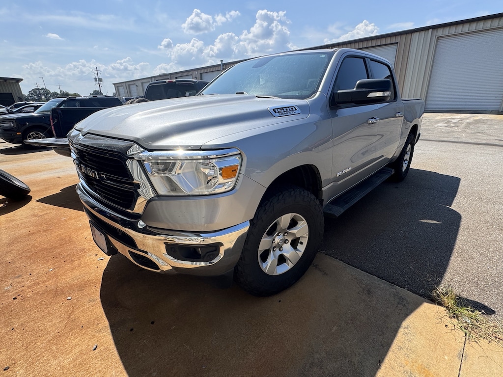 Used 2019 Ram 1500 Big Horn/Lone Star Big Horn/Lone Star 4x2 Crew Cab 57 Box