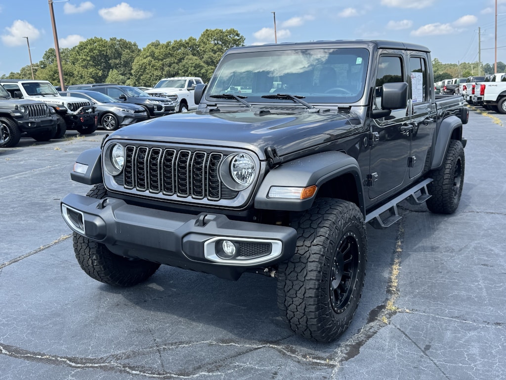 Used 2025 Jeep Gladiator Sport Sport 4x4