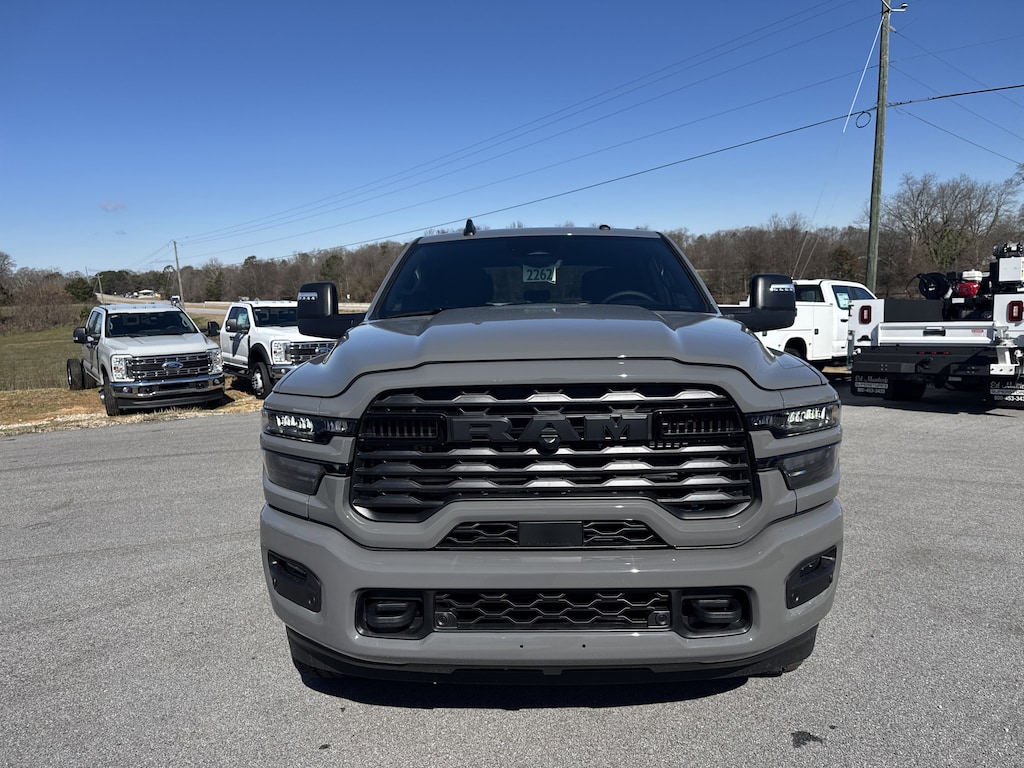 New 2026 Ram 2500 BIG HORN CREW CAB 4X4 6'4 BOX Pickup