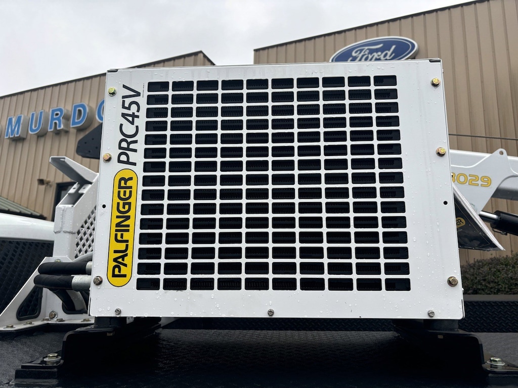 New 2024 Ram 5500 Chassis Cab 5500 TRADESMAN CHASSIS CREW CAB 4X4 84' CA Pickup
