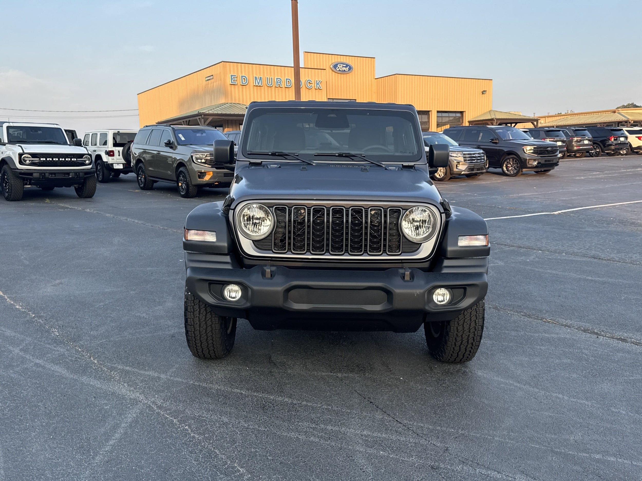 2025 Jeep Wrangler 4-Door Sport S - Photo 3