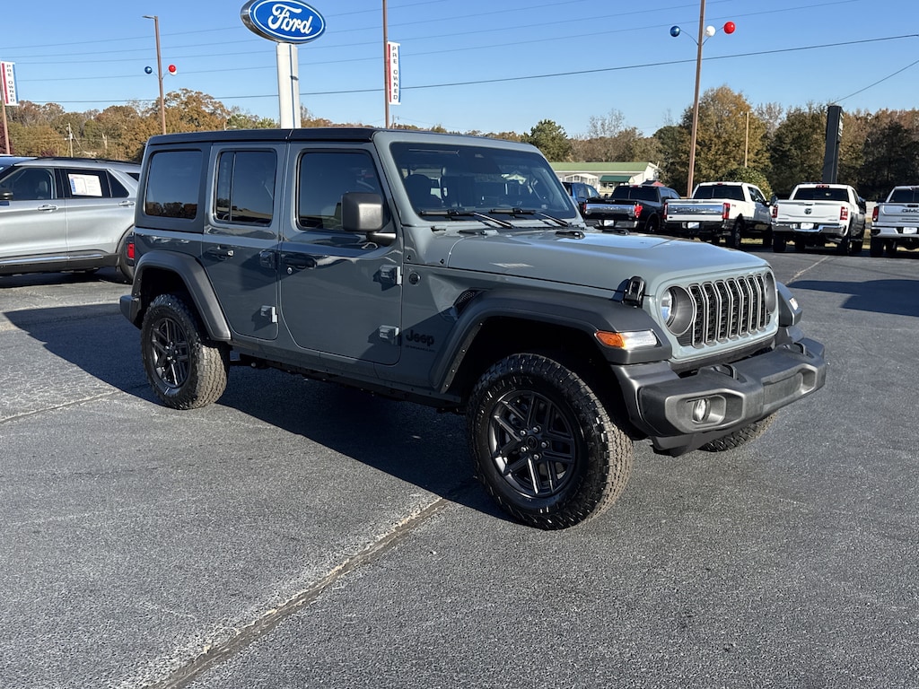 New 2026 Jeep Wrangler 4-DOOR SPORT S Sport Utility
