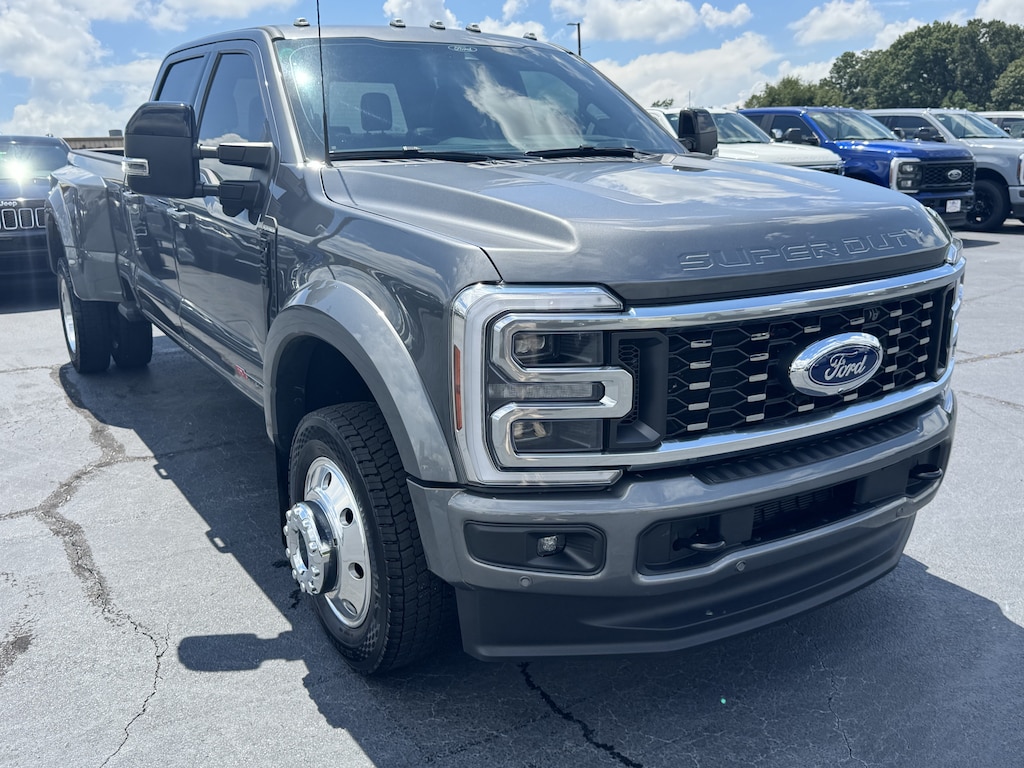 Used 2025 Ford Super Duty F-450 DRW Platinum Platinum 4WD Crew Cab 8 Box
